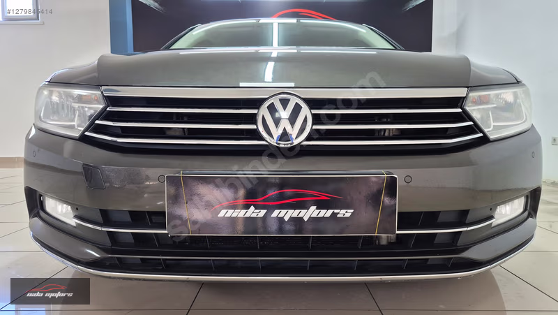 NİDA MOTORS'dan 2015 PASSAT 1.6TDİ CONFRT DERİ KLTK ISTMA BOYASZ