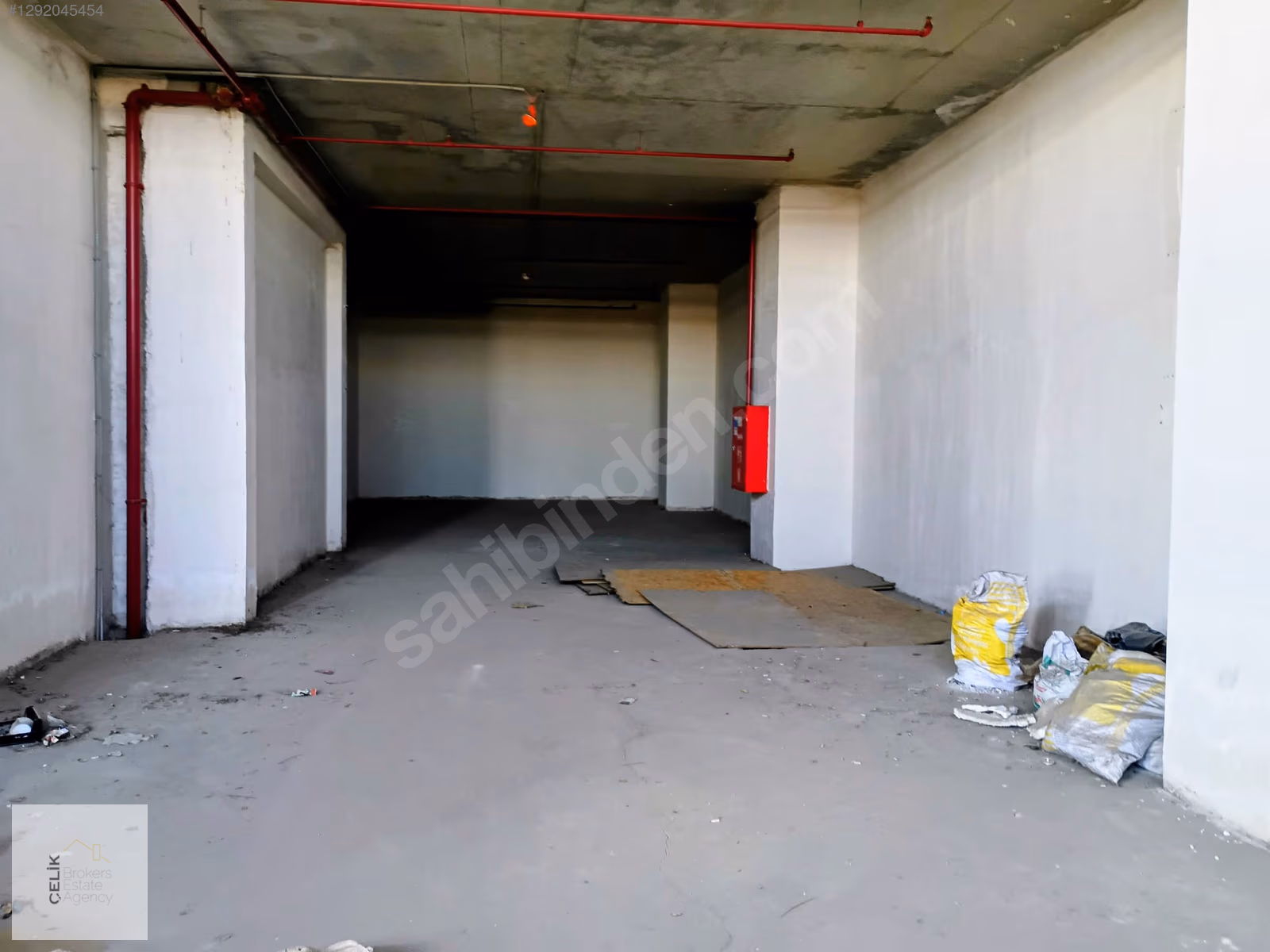 DÜZ GİRİŞ DEPOLU KİRALIK DÜKKAN-MAĞAZA